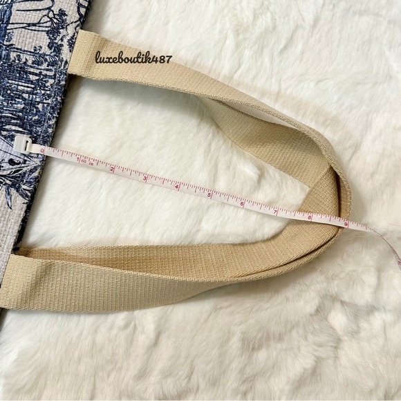 Christian Dior Around The World straw tote bag - Picture 9 of 9